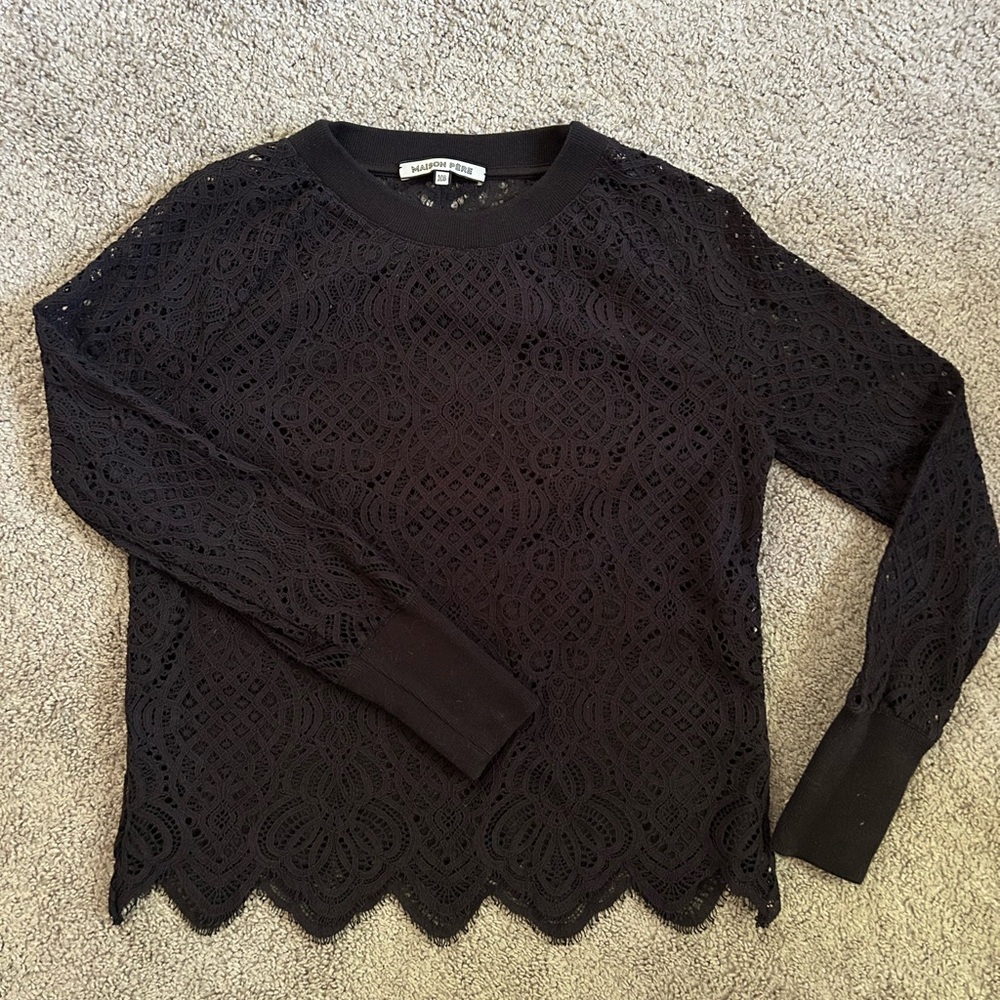 FALL 🍁 Chic Black Lace Blouse
